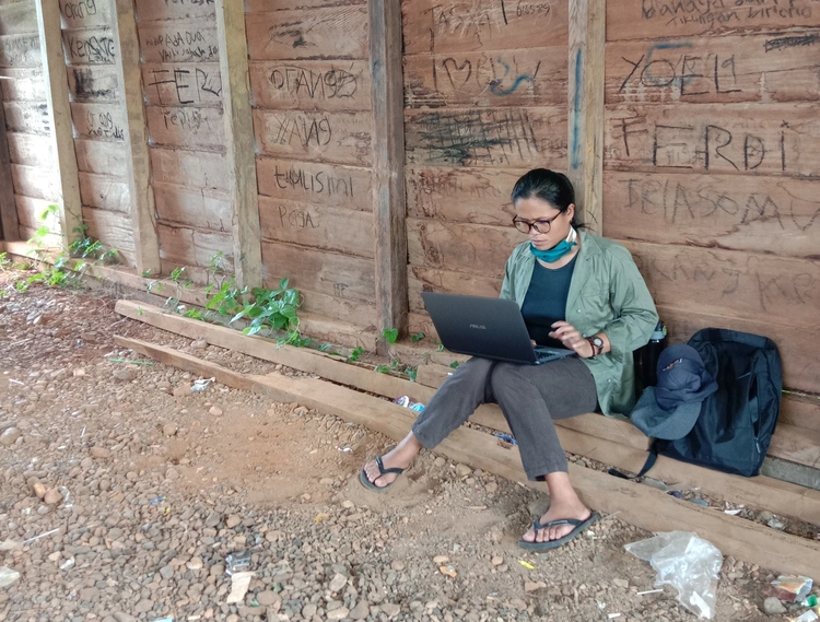 Mencari jaringan Internet