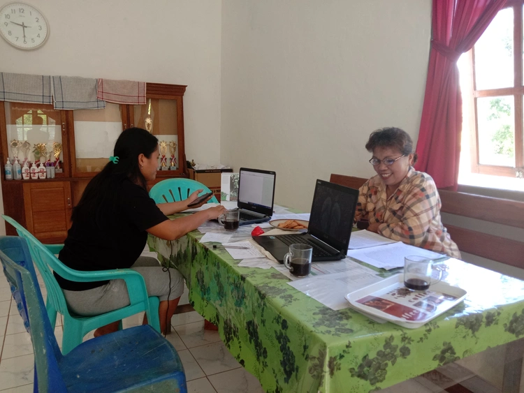 Bekerja menggunakan internet